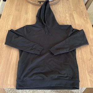 Cuts Classic men’s medium black hooded sweatshirt graphite